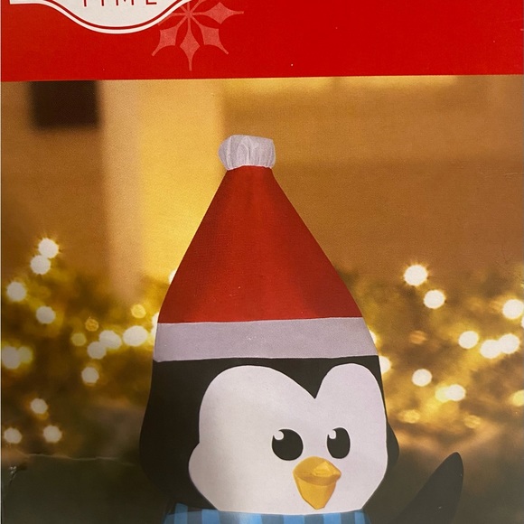 Airblown Inflatables 3.5 Foot Christmas Penguin - Picture 2 of 5